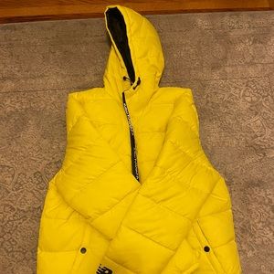 New Balance puffer jacket (NEW)